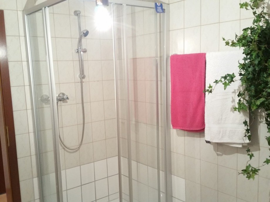 Badezimmer Erdgeschosswohnung Grevenbroich