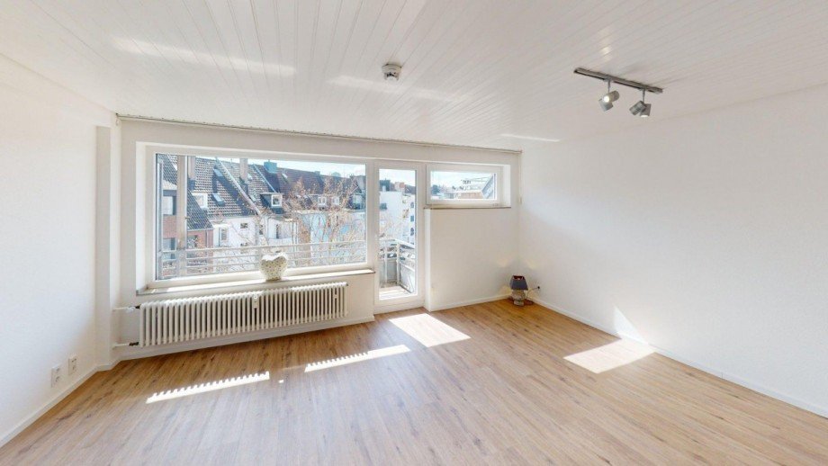 Wohn/Schlafzimmer mit hochwertiger K�che und Balkon Wohnung D�sseldorf