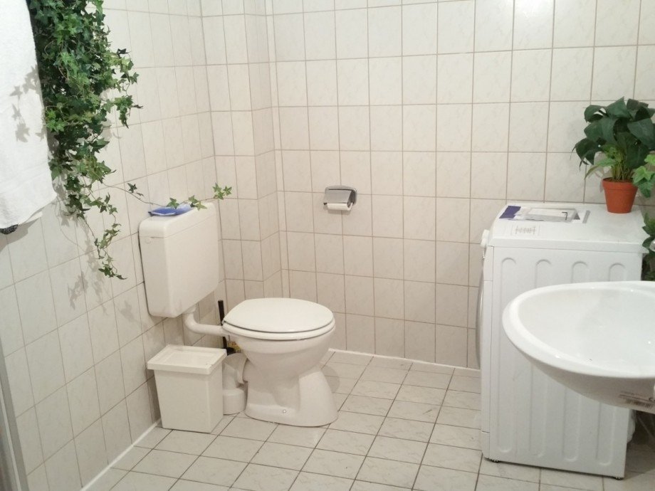 Badezimmer Erdgeschosswohnung Grevenbroich