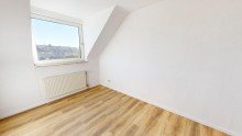 Kinderzimmer Helle 3 Zimmer mit G-WC und gro�em Keller
