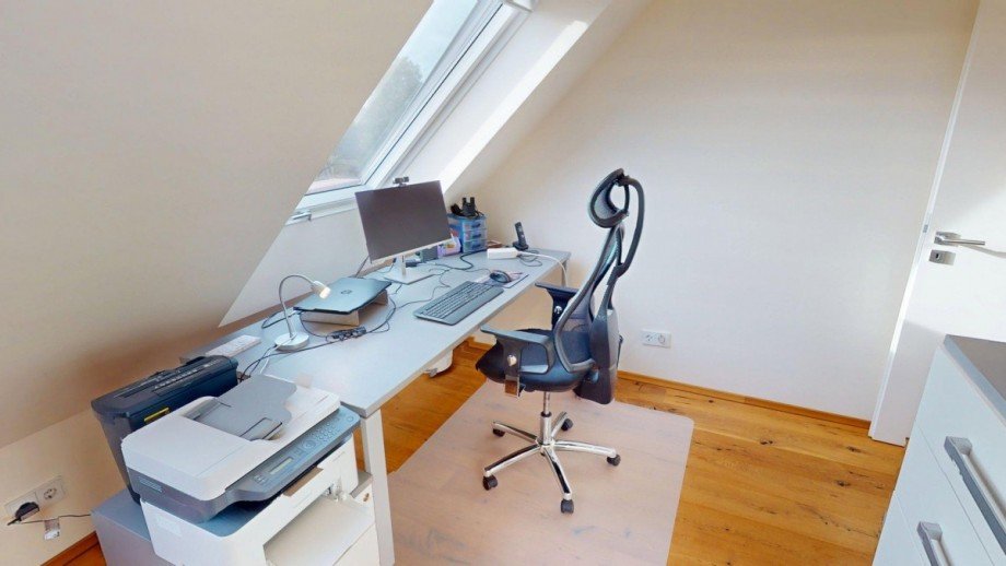 Schlafzimmer/Arbeitszmmer oben Maisonettewohnung Kaarst