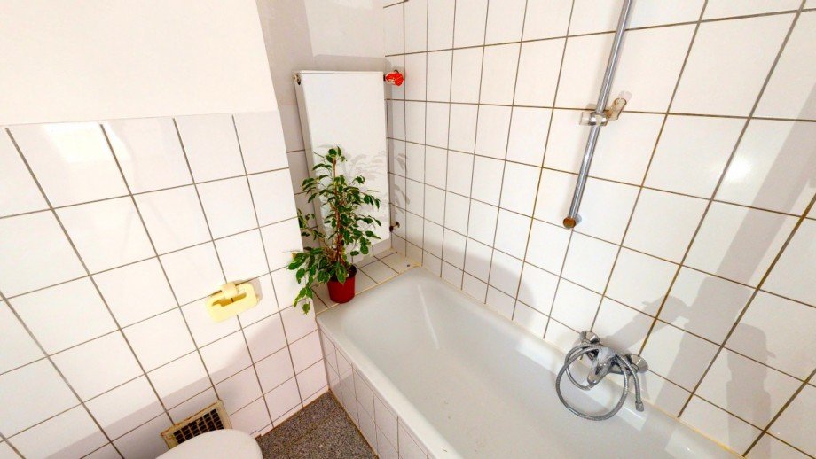 Badezimme mit Wanne Etagenwohnung M�nchengladbach