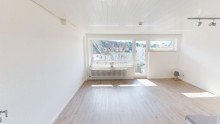 Wohn/Schlafzimmer mit hochwertiger K�che und Balkon Ger�umiges modernes Apparment mit Balkon und Einbauk�che