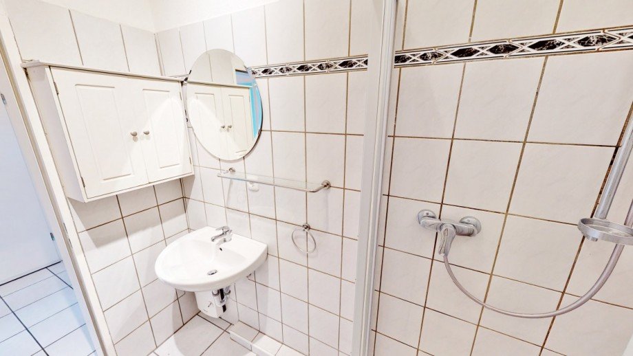 BAd 1. OG Mehrfamilienhaus M�nchengladbach