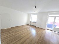 Hauptbild Helle ger�umige 3 Zimmer mit gro�em Wohnzimmer