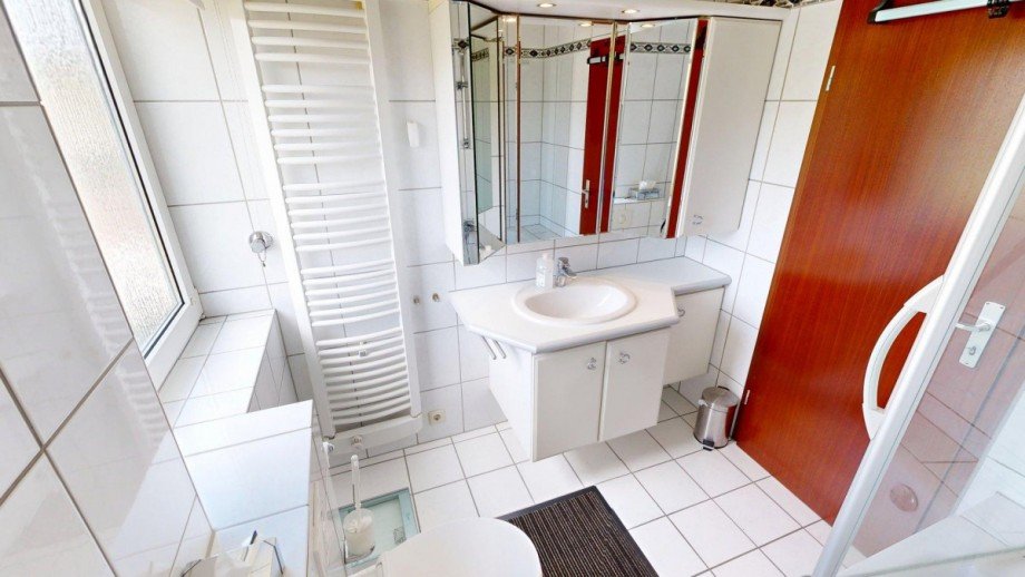Badezimmer Doppelhaush�lfte Neuss