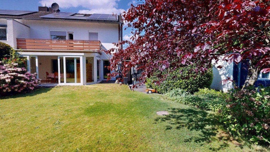 Gartenansicht Doppelhaush�lfte Neuss