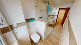 Hauptbild Geräumige helle Wohnung mit Balkonterrasse