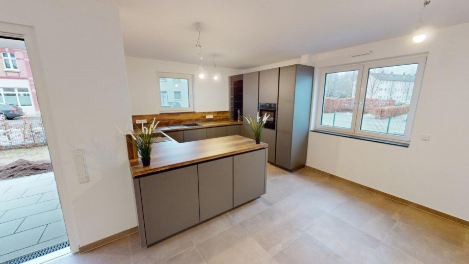 mit hochwertige Einbauk�che Terrassenwohnung Grevenbroich