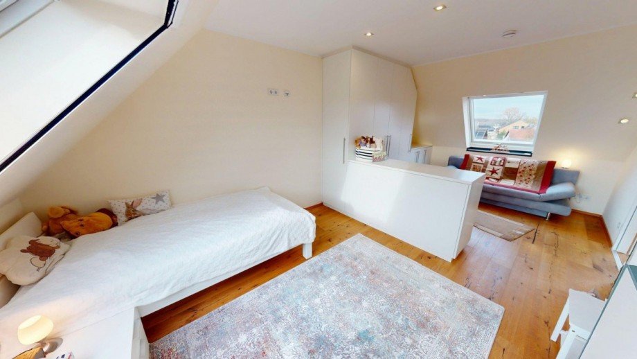 Oberes gro�es Schlafzimmer Maisonettewohnung Kaarst